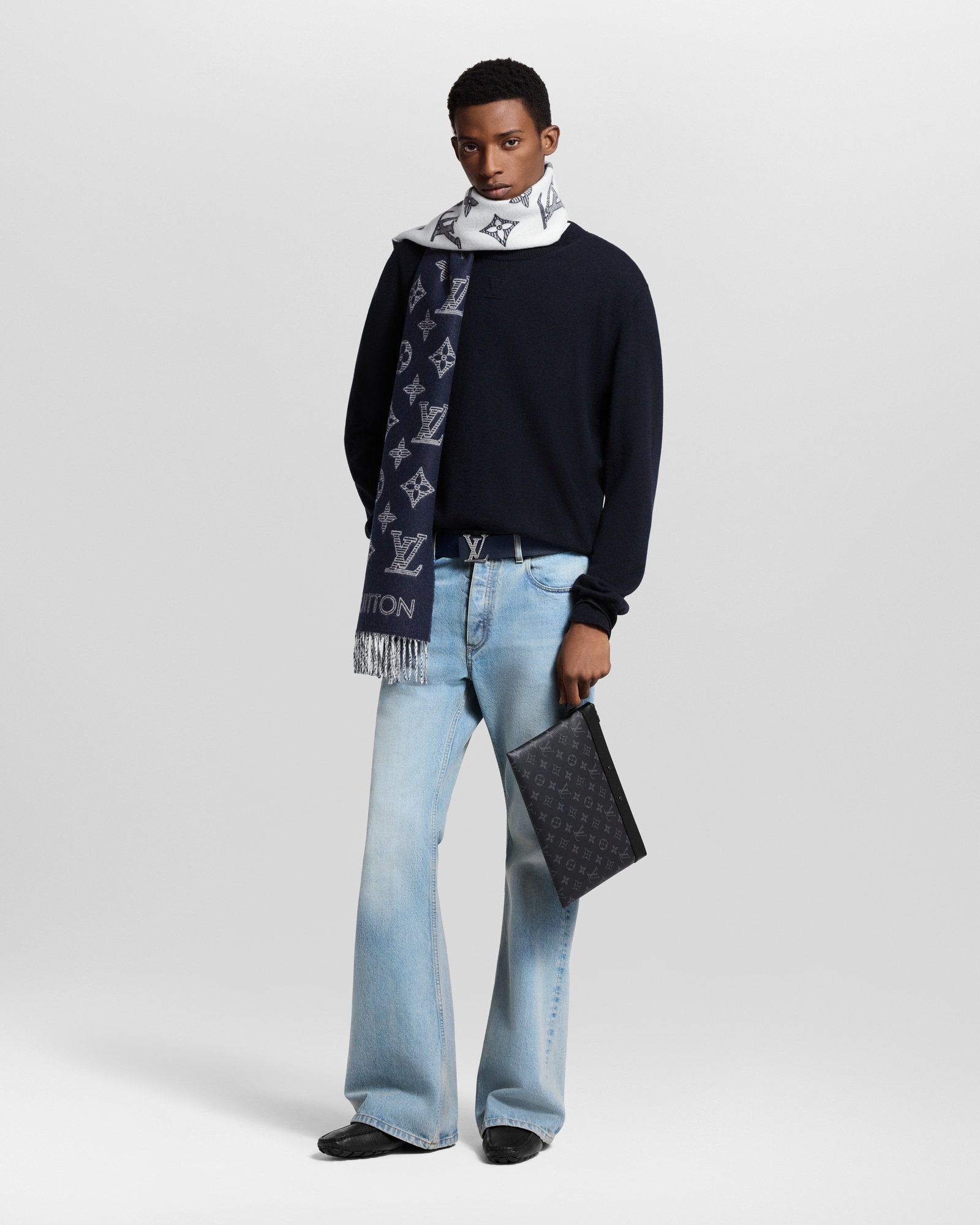 To-Go Pochette Monogram Eclipse - Holiday Gifts for Him | LOUIS